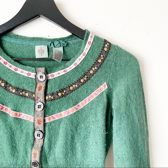 HWR Anthropologie Ribbon Detailed Cardigan Sweater in Vibrant Emerald Green - Picture 2 of 5